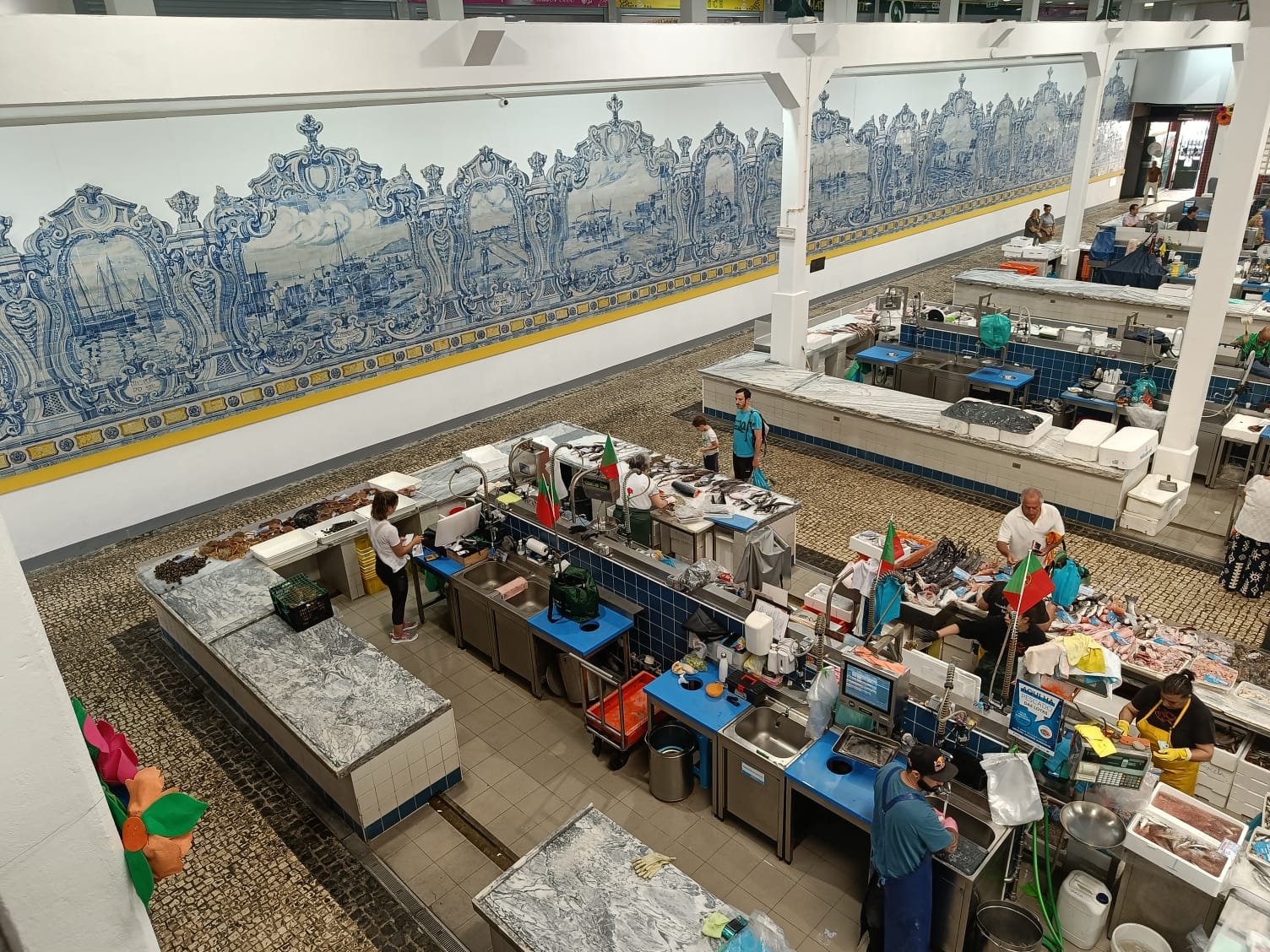 Peixaria e azulejos do Mercado do Livramento