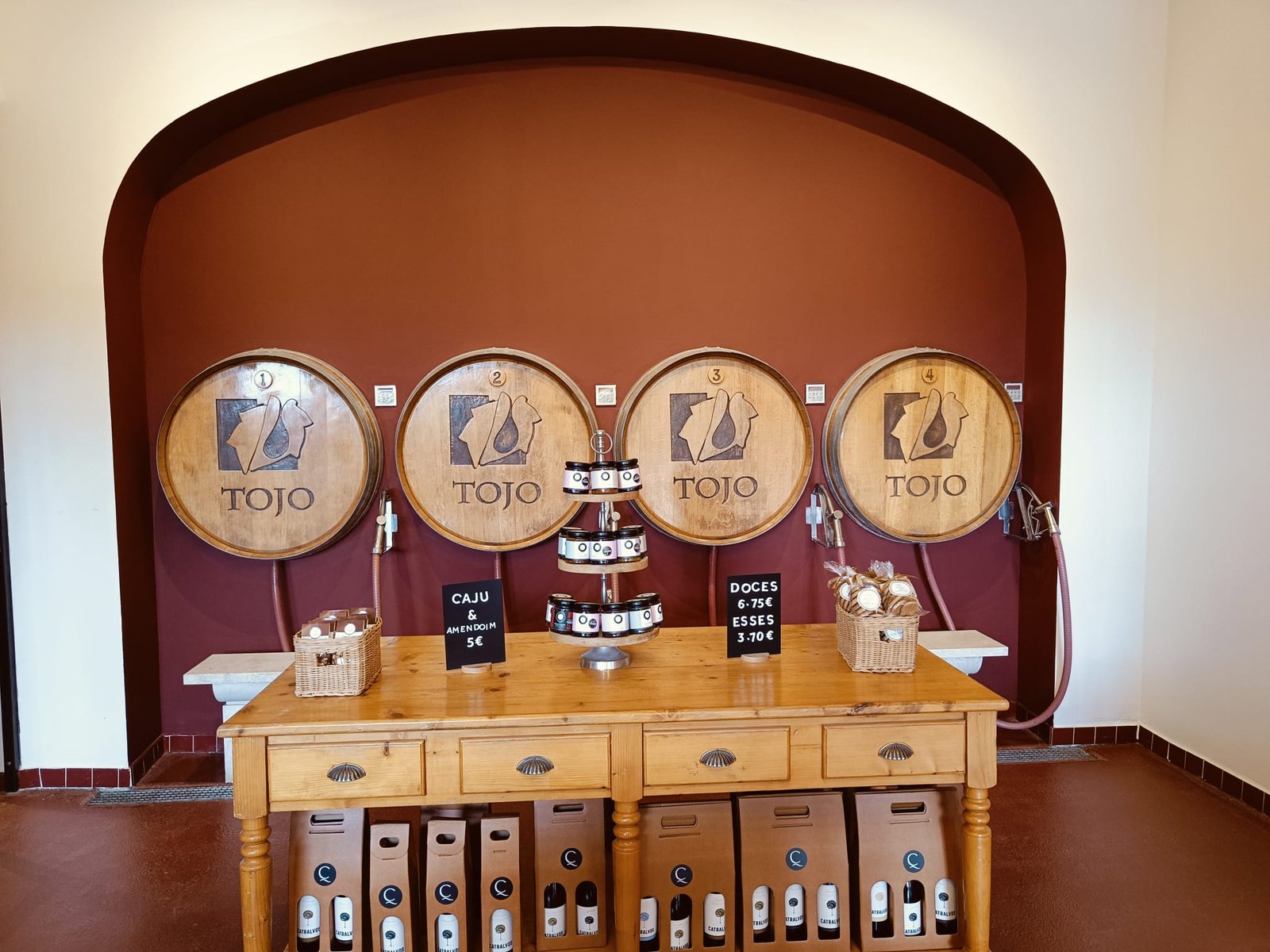 Prova de vinhos na Tojo
